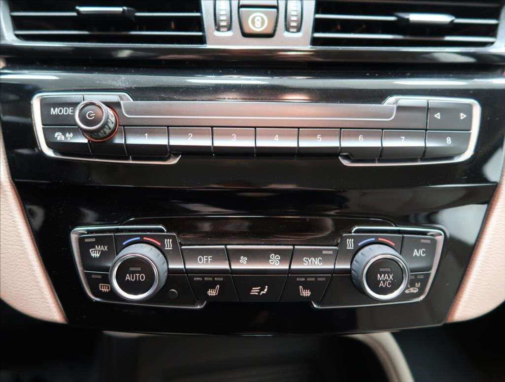 BMW X1 SUV 2,0 l 110 kw