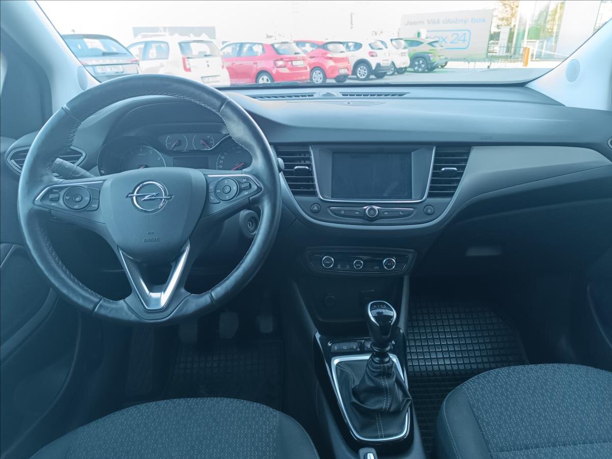 Opel Crossland X SUV / Terénní 1,2 l 81 kw