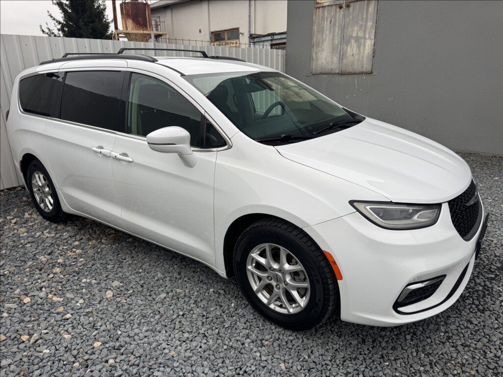 Chrysler Pacifica