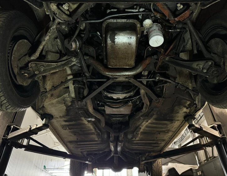 Ford Thunderbird Kupé 6,4 l 224 kw