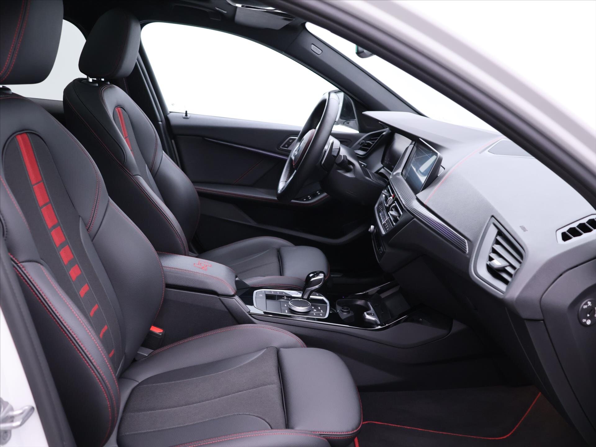 BMW Řada 1 Hatchback 2,0 l 195 kw