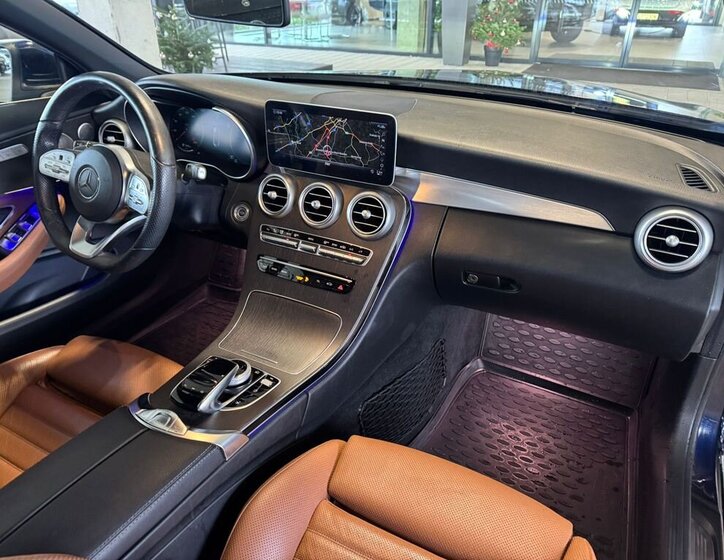 Mercedes-Benz Třídy C 12