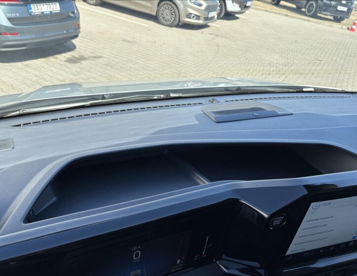 Ford Tourneo Custom Kombi 2,0 l 125 kw