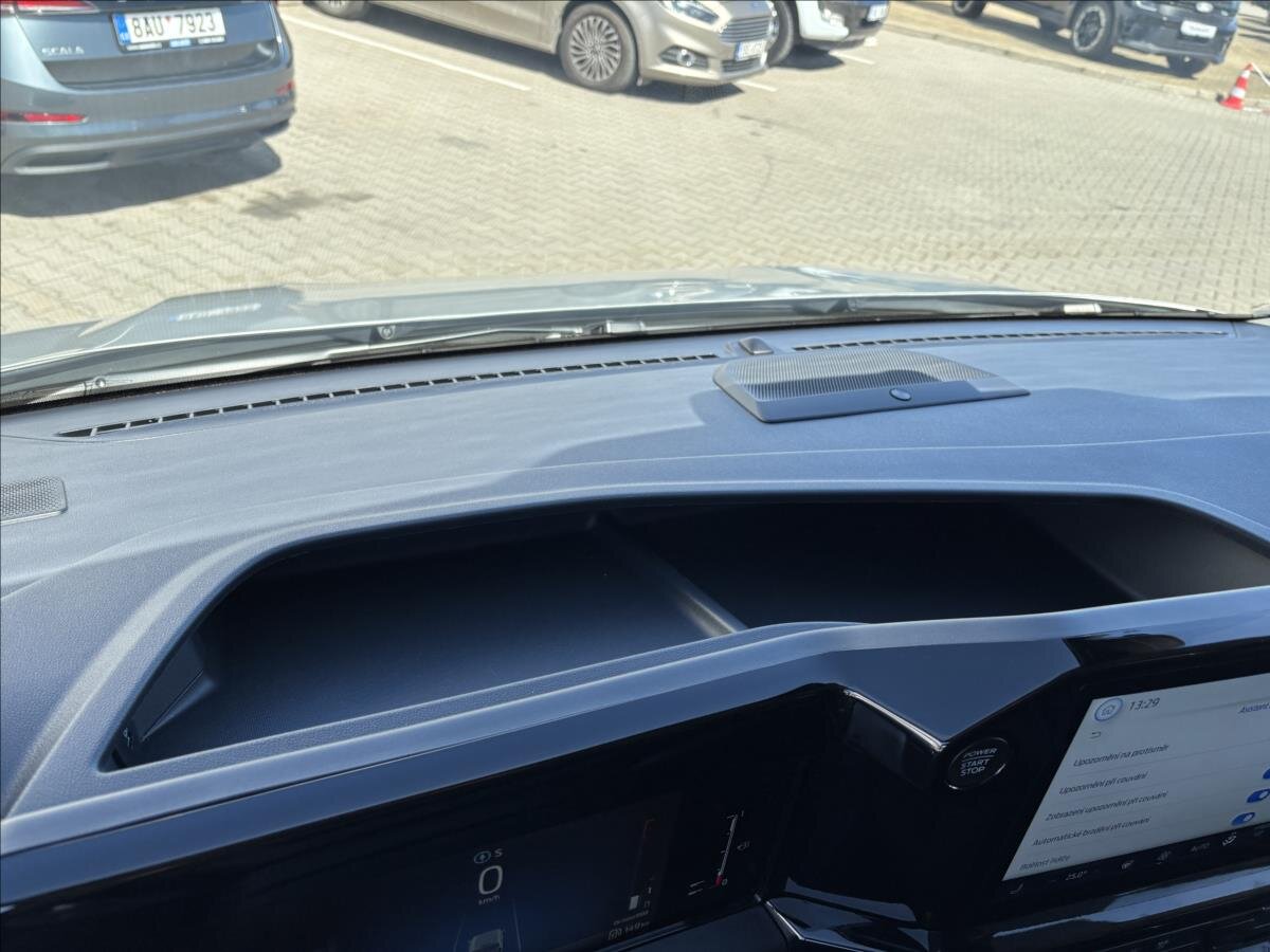 Ford Tourneo Custom Kombi 2,0 l 125 kw