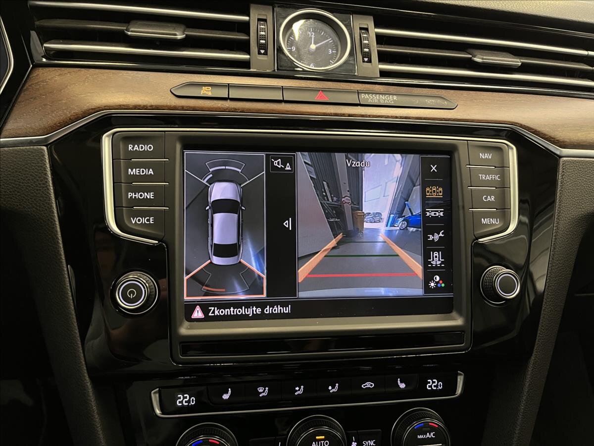 Volkswagen Passat Sedan 2,0 l 176 kw