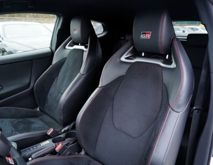 Toyota Ostatní Hatchback 1,6 l 192 kw