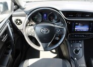 Toyota Auris 10