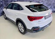Audi Q3 5