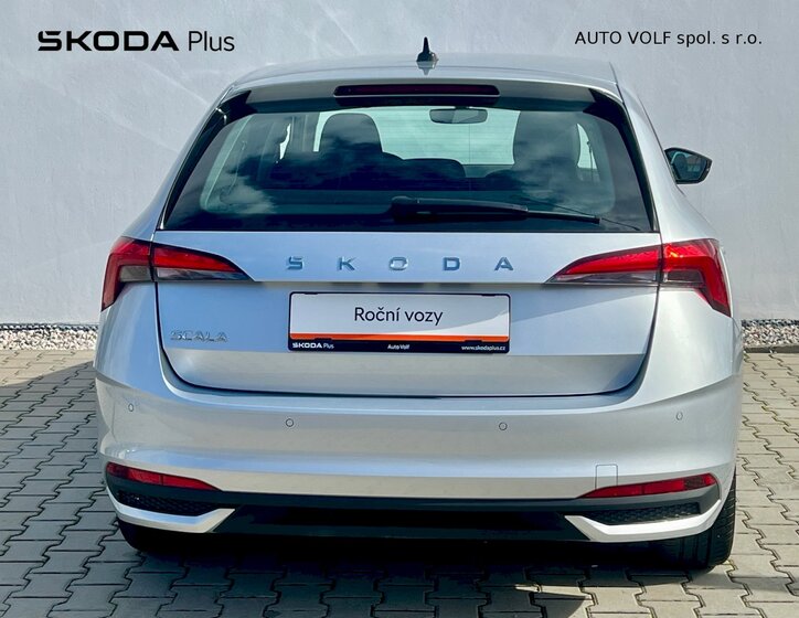 Škoda Scala 10