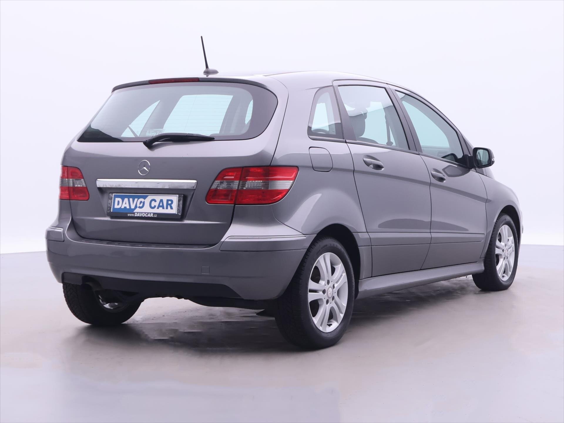 Mercedes-Benz Třídy B Hatchback 2,0 l 80 kw