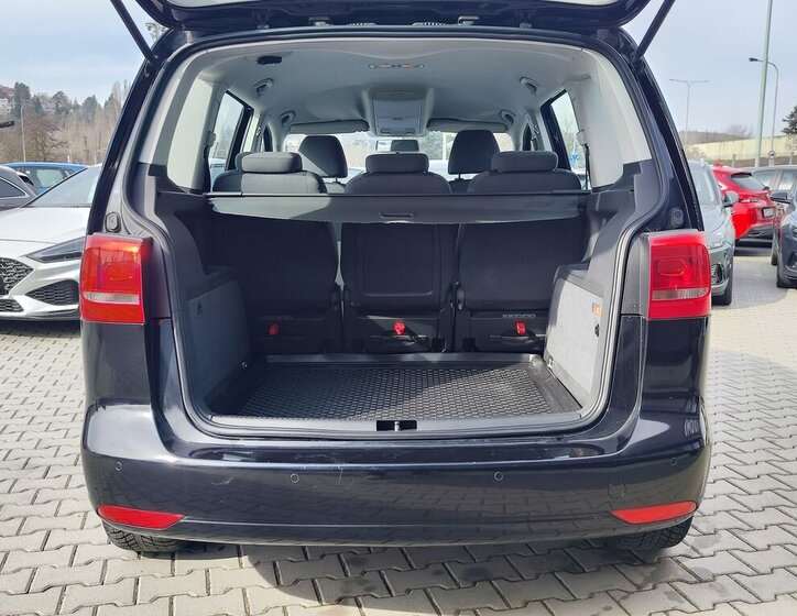 Volkswagen Touran MPV 1,2 l 77 kw