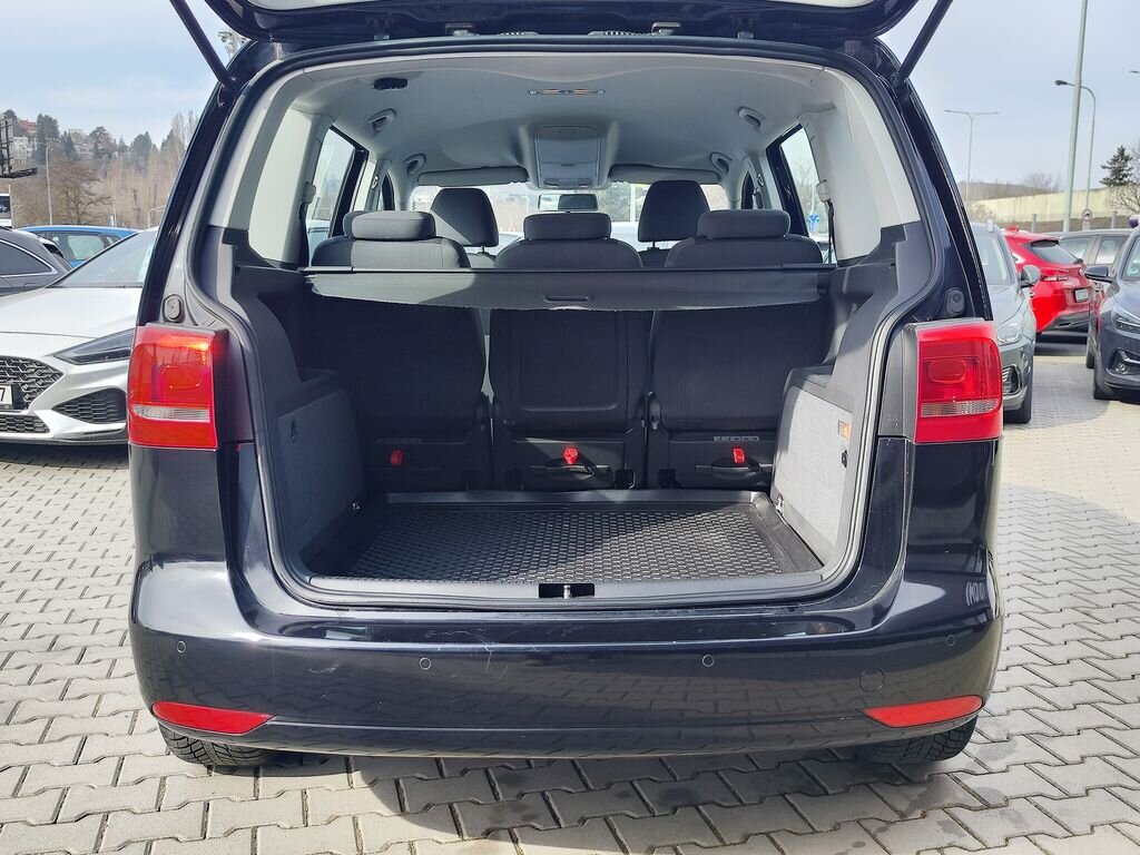 Volkswagen Touran MPV 1,2 l 77 kw