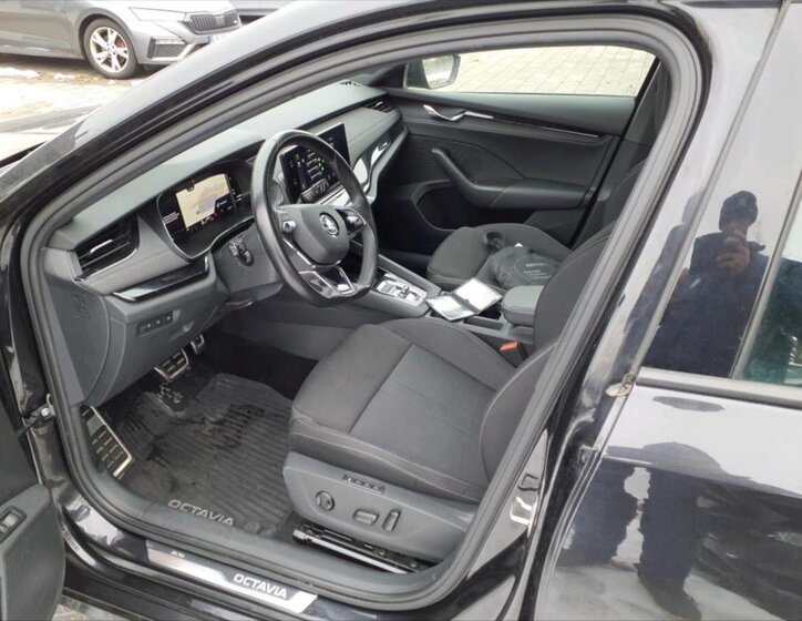Škoda Octavia Kombi 2,0 l 110 kw