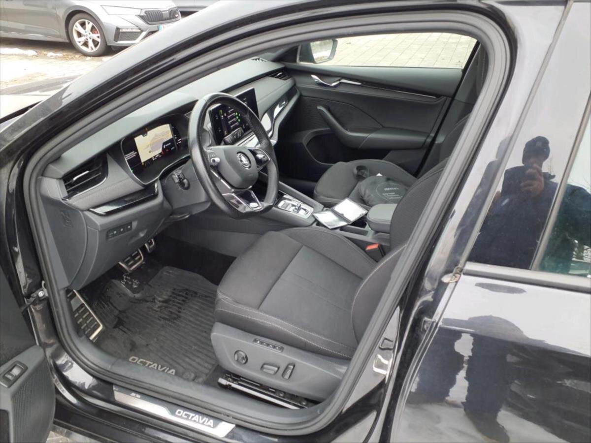 Škoda Octavia Kombi 2,0 l 110 kw