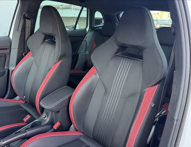 Škoda Scala Hatchback 1,5 l 110 kw