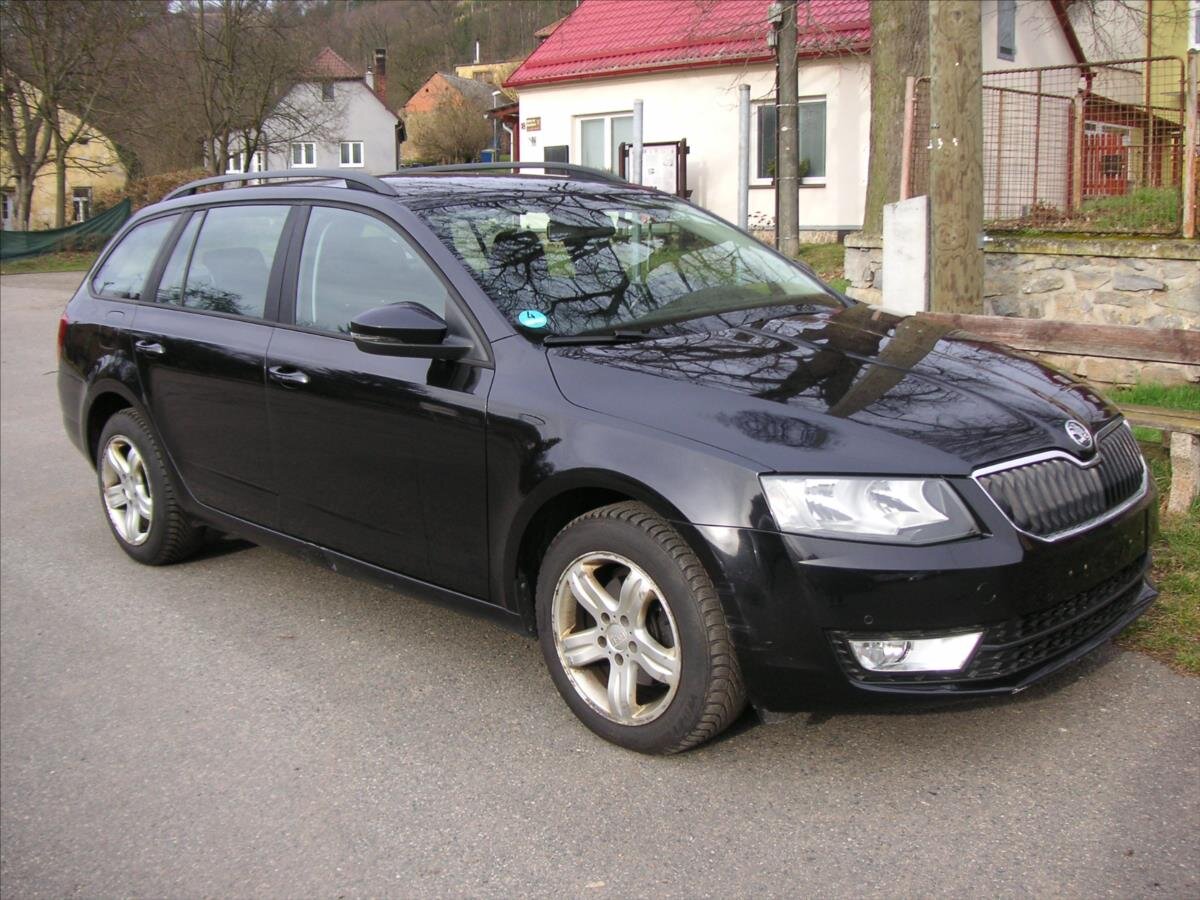 Škoda Octavia Kombi 2,0 l 110 kw