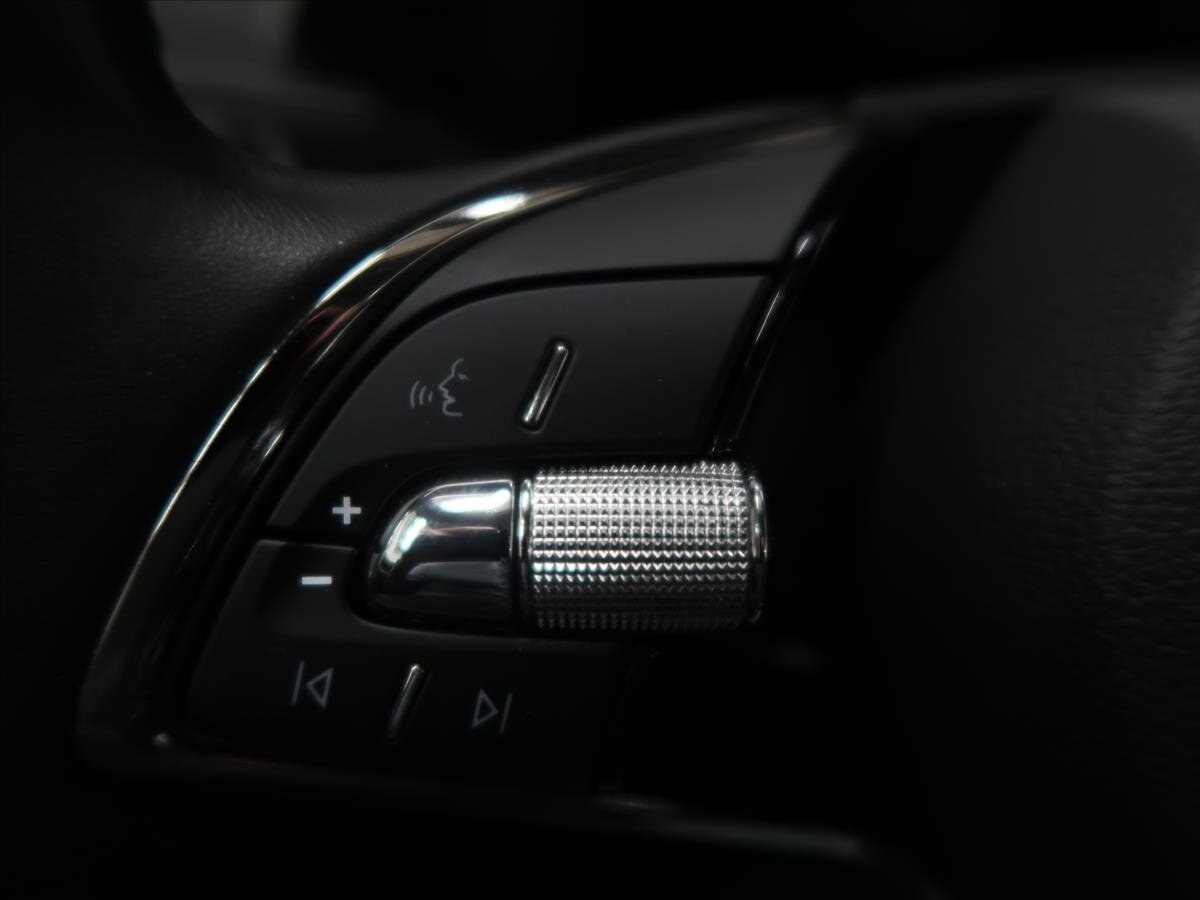 Škoda Octavia Sedan / Limuzína 1,5 l 110 kw