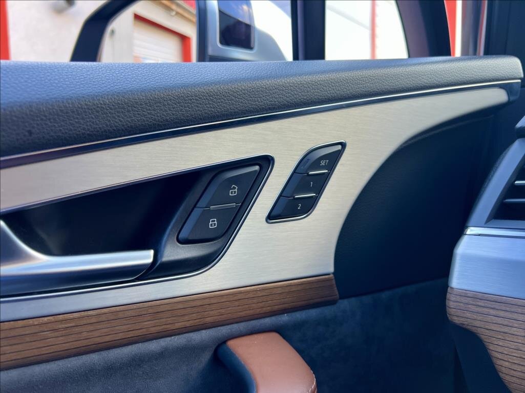 Audi SQ7 SUV / Terénní 4,0 l 320 kw