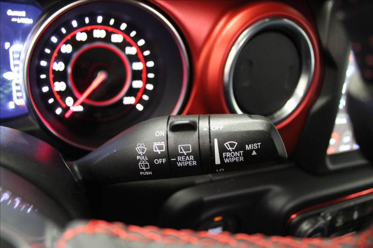 Jeep Wrangler Ostatní 2,0 l 200 kw