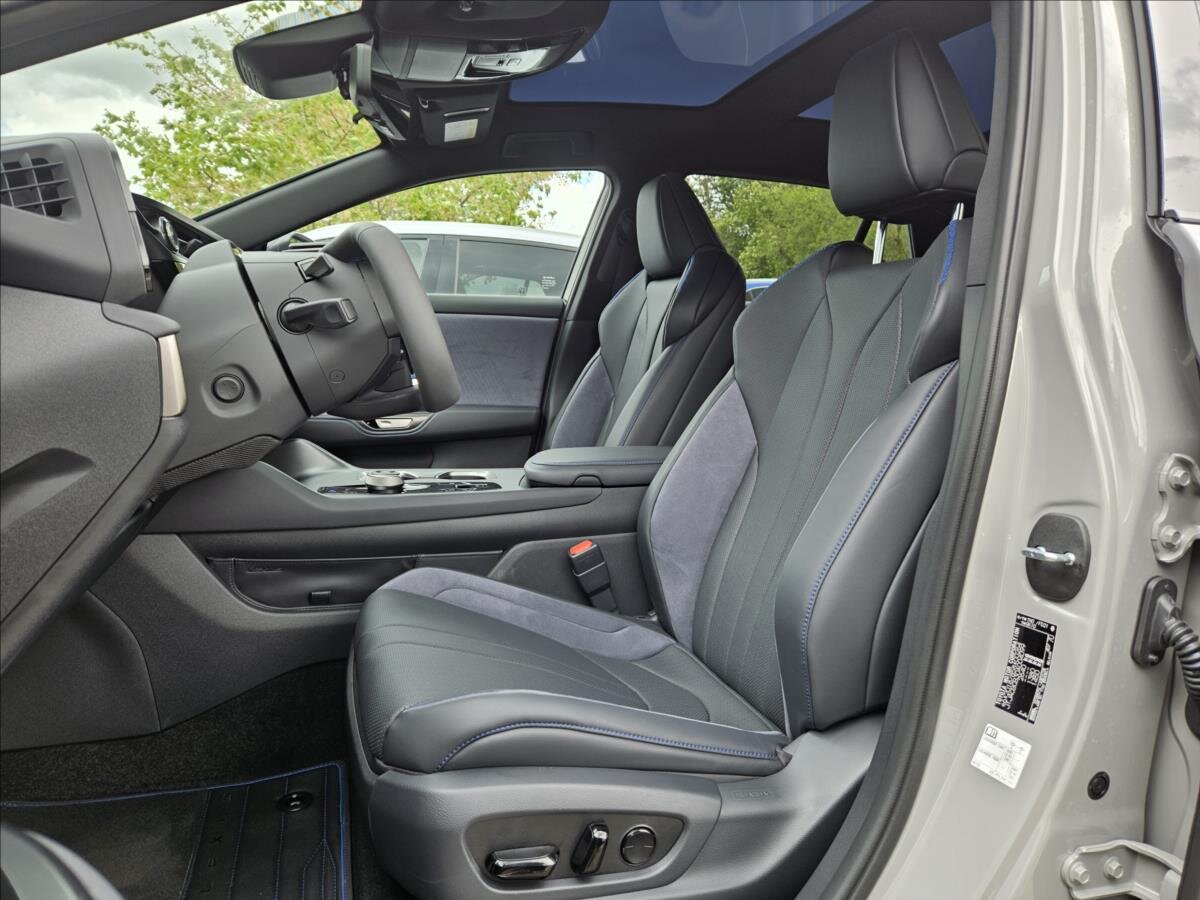 Lexus RZ 450e Kombi 0,0 301 kw