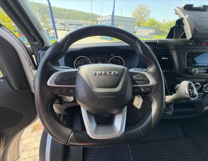 Iveco Daily 21
