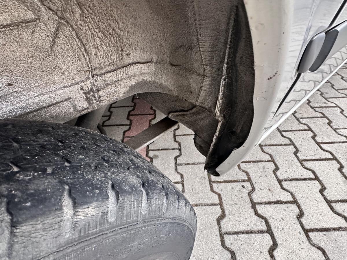 Ford Transit Skříň 2,2 l 63 kw