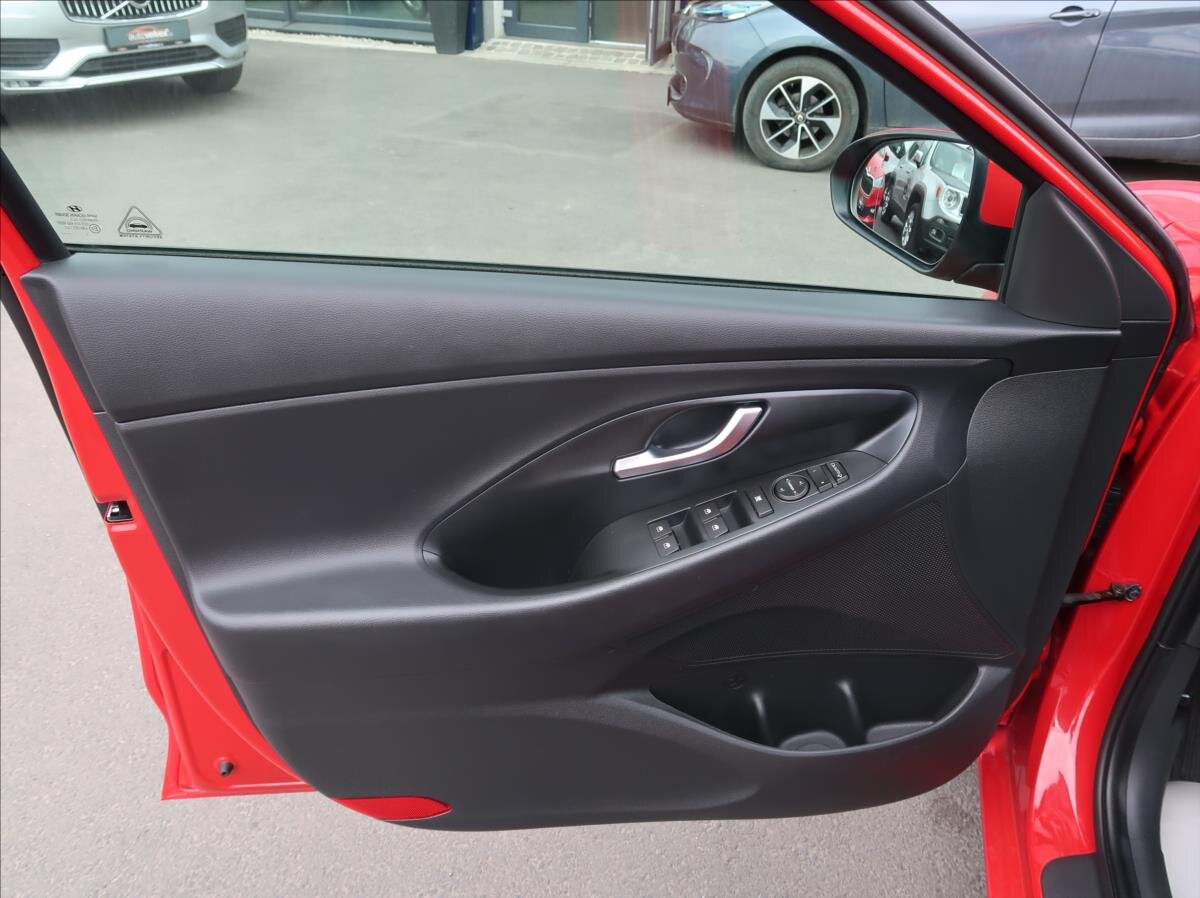 Hyundai i30 Hatchback 998,0 88 kw