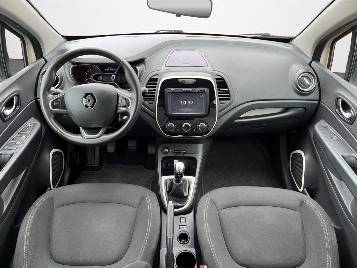 Renault Captur SUV 898,0 66 kw