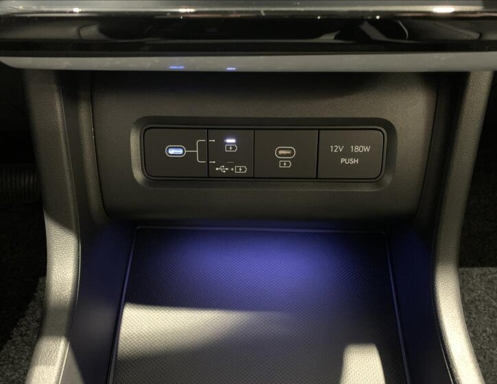 Hyundai Tucson SUV 1,6 l 158 kw