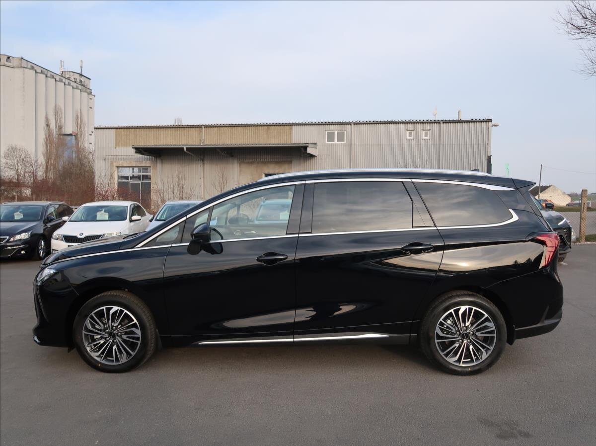 Dongfeng U-Tour MPV 1,5 l 130 kw