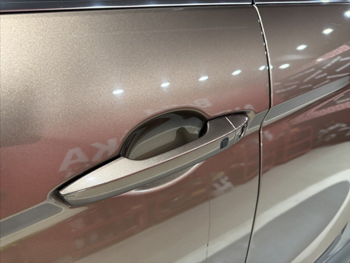 Mitsubishi Eclipse Cross SUV 2,4 l 138 kw