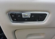BMW X5 SUV / Terénní 3,0 l 250 kw