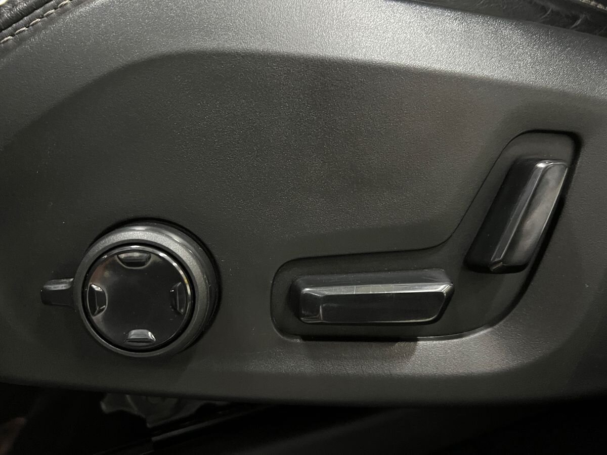 Volvo XC90 SUV / Terénní 2,0 l 177 kw