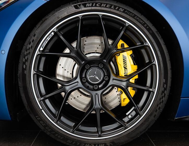 Mercedes-Benz AMG GT 17