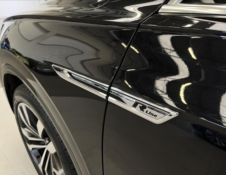 Volkswagen Touareg SUV 3,0 l 210 kw