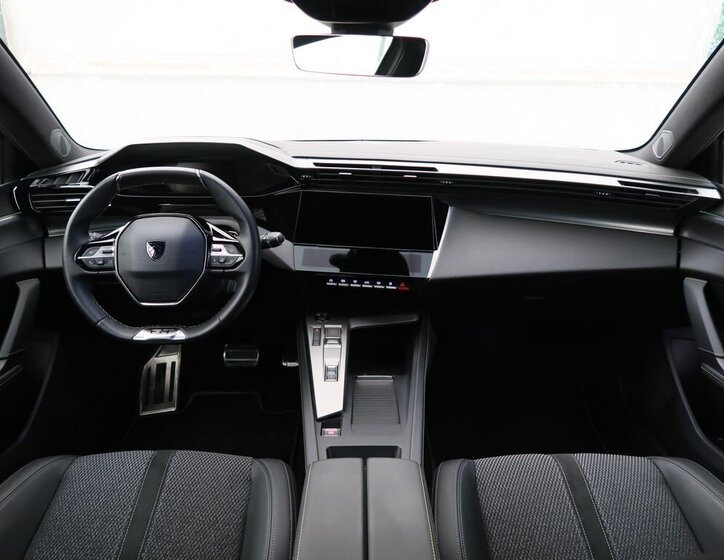 Peugeot 308 Kombi 1,2 l 96 kw