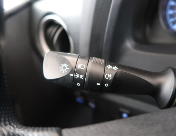 Toyota Auris Kombi 1,6 l 97 kw