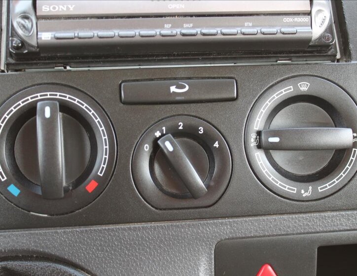 Volkswagen Transporter Kombi 2,5 l 96 kw