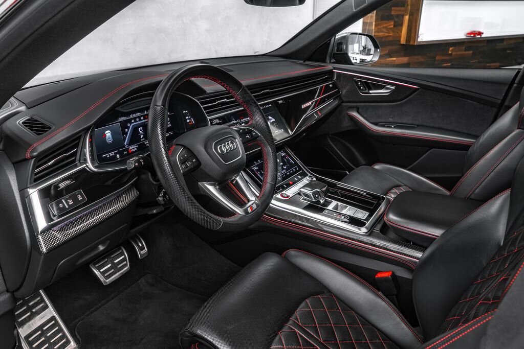 Audi SQ8 SUV / Terénní 4,0 l 373 kw