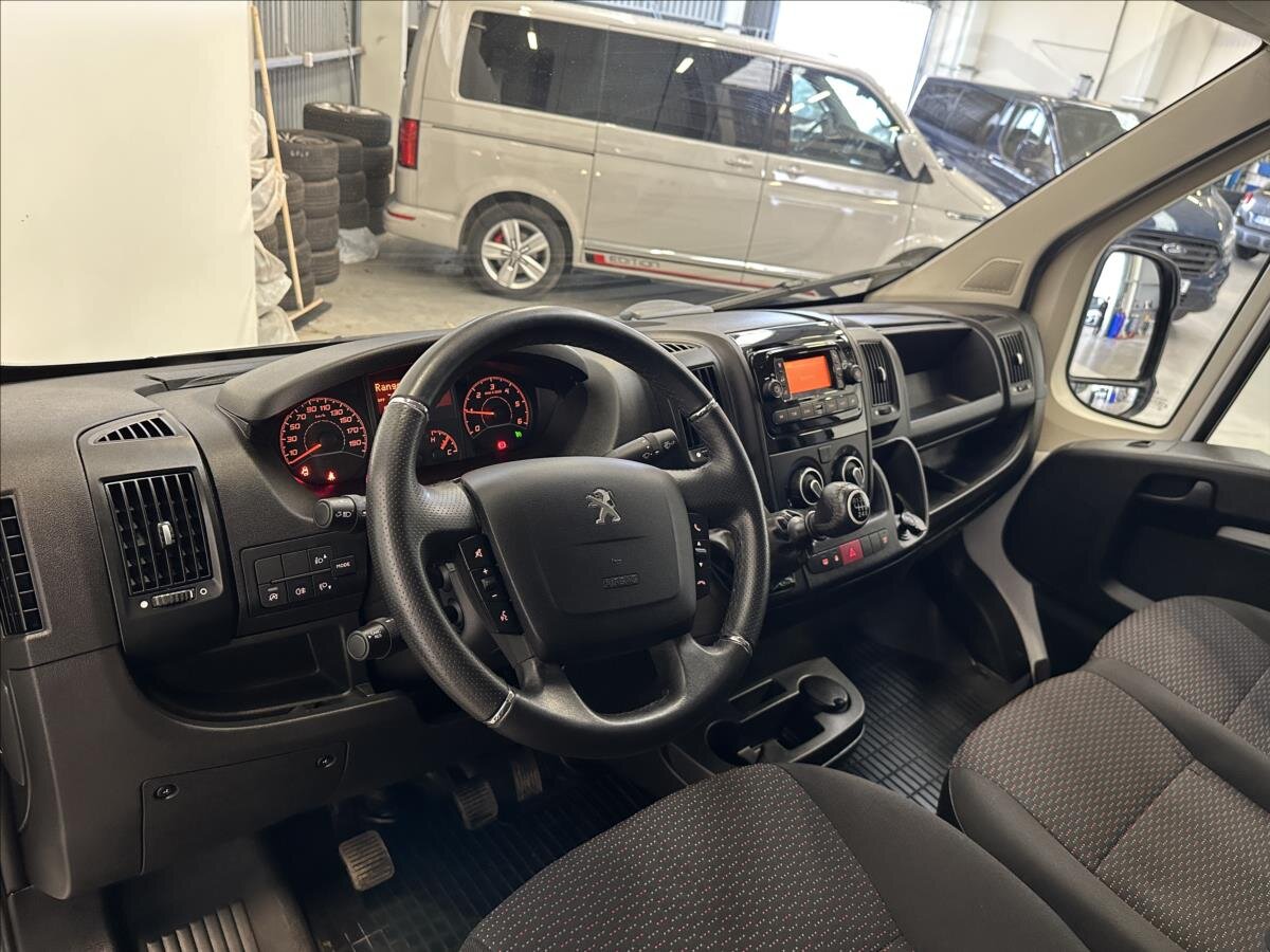 Peugeot Boxer Skříň 2,2 l 103 kw