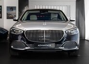 Mercedes-Benz Ostatní Sedan / Limuzína 6,0 l 450 kw