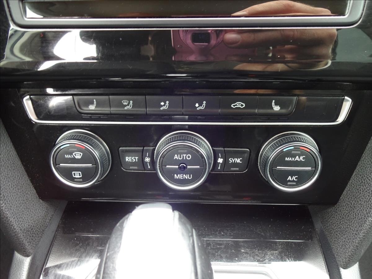 Volkswagen Passat Sedan 2,0 l 110 kw