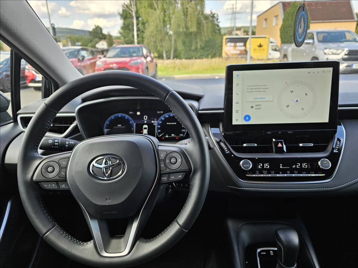 Toyota Corolla Sedan 1,5 l 92 kw