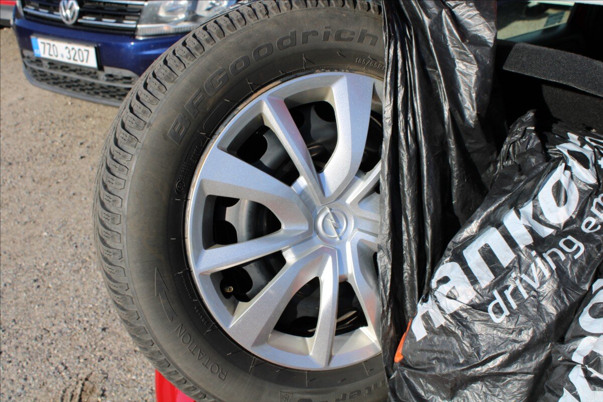 Opel Corsa Hatchback 1,2 l 55 kw