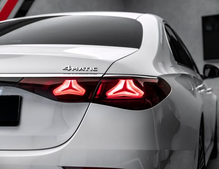 Mercedes-Benz Třídy E 10