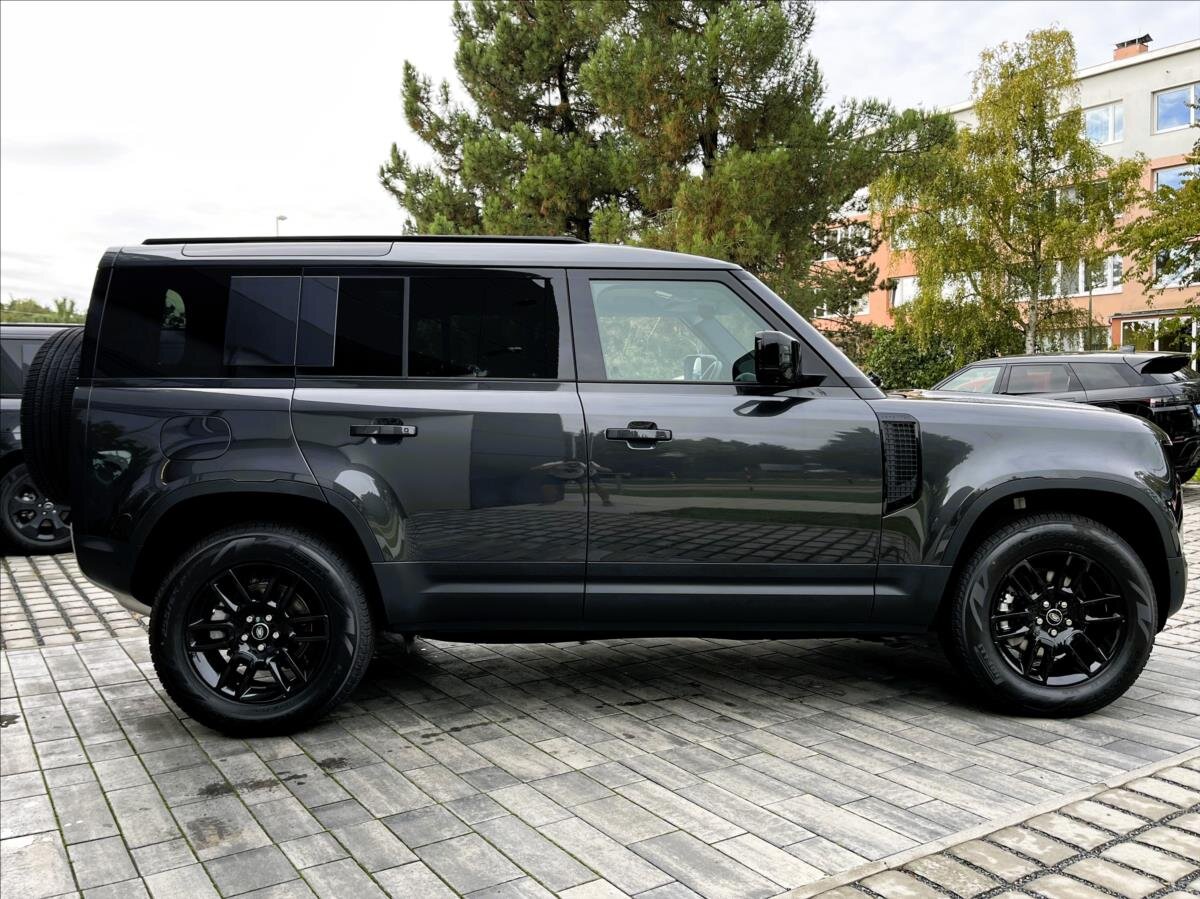 Land Rover Defender SUV 3,0 l 147 kw