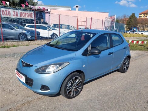 Mazda 2 Hatchback 1,3 l 855 kw
