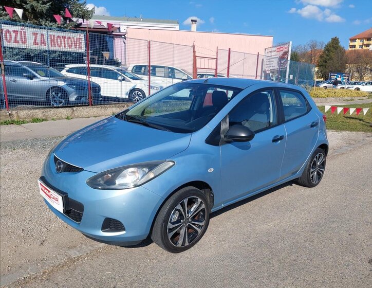 Mazda 2 Hatchback 1,3 l 855 kw