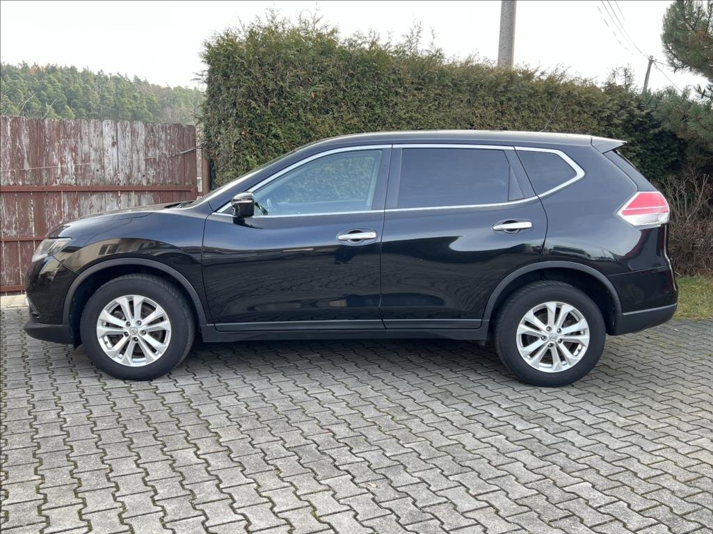 Nissan X-Trail SUV / Terénní 1,6 l 96 kw