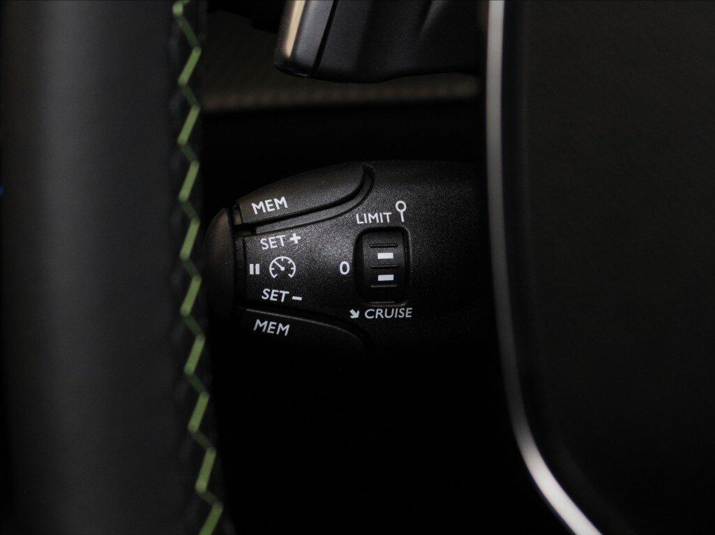 Peugeot 2008 SUV / Terénní 1,2 l 107 kw